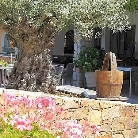 Villa Cargese Villa Cargese