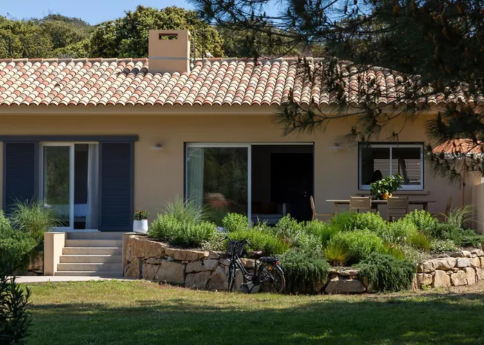 Villa Cargese Villa *