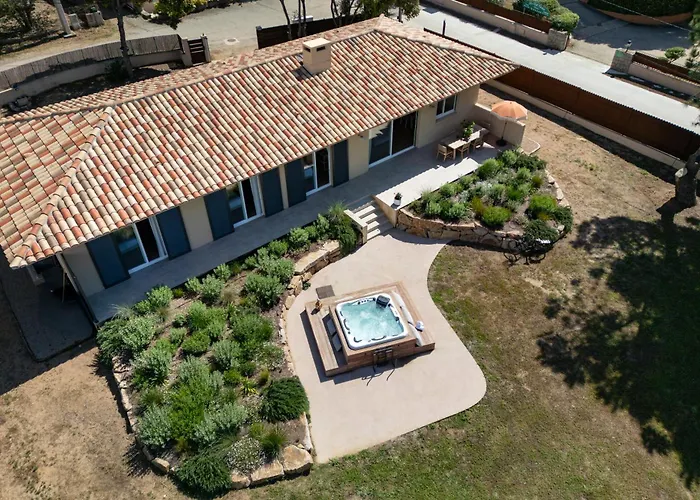 Villa Cargese *